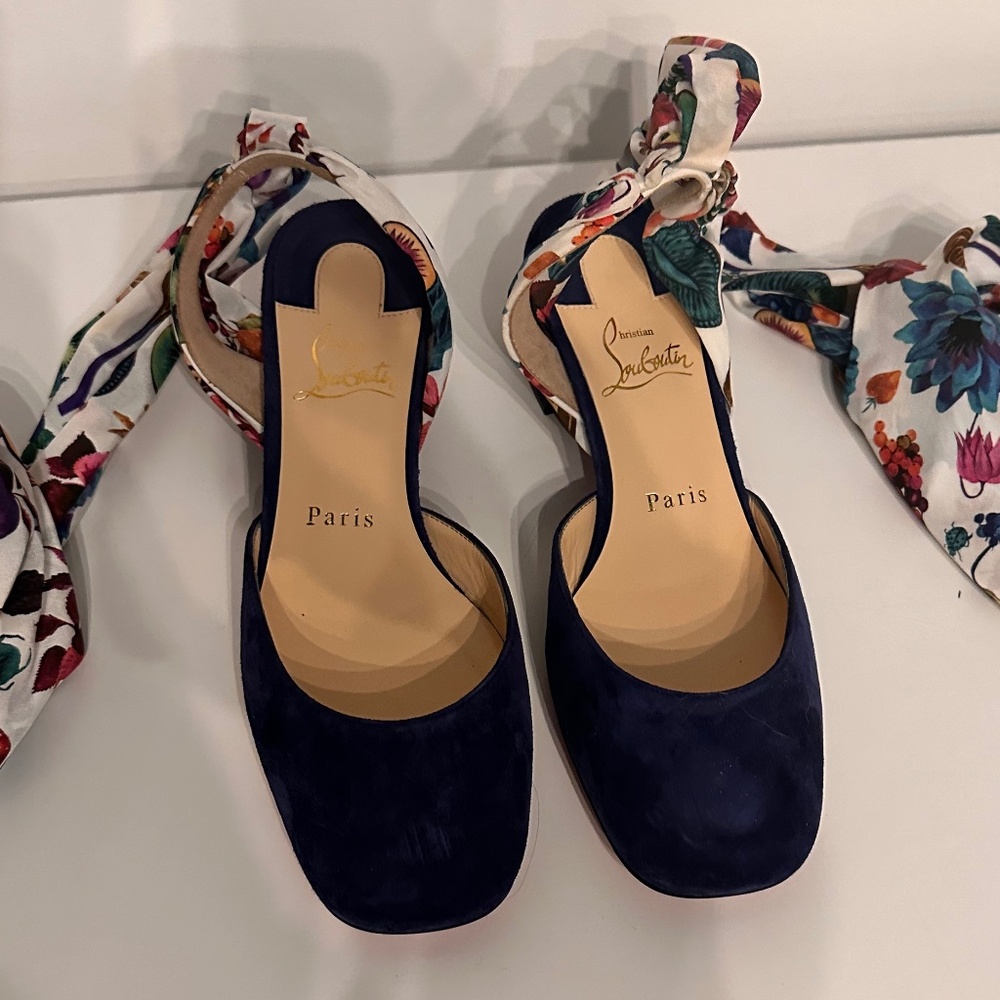 Super Rare - Christian Louboutin Nitadiva 35MM (1.3") Veau Velours/Crepe Verger